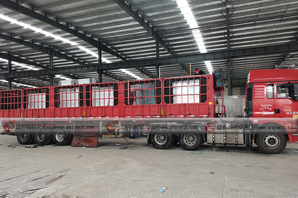 河南開(kāi)封鄉(xiāng)村公交候車(chē)亭