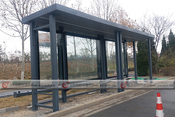 江蘇連云港公交站臺(tái)生產(chǎn)安裝案例
