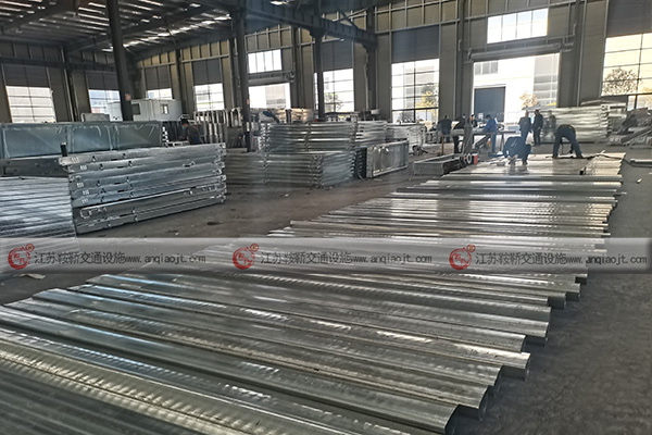 <strong>農村候車亭怎么選？哪個廠家更靠譜？</strong>