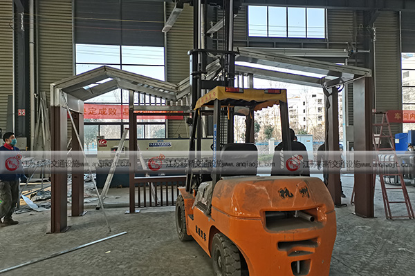 公交候車亭設(shè)計效果圖圖片