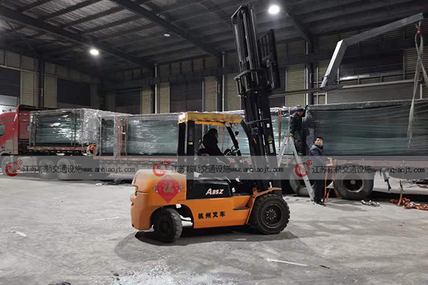 浙江公交站臺(tái)候車亭生產(chǎn)廠家價(jià)格