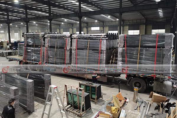 <strong>公交候車(chē)亭采購(gòu)及安裝項(xiàng)目，在廠家定制好處有哪些？</strong>