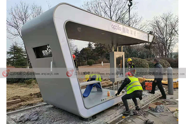 <strong>城市公交站臺怎么選擇？愿意在生產(chǎn)廠家購買多嗎</strong>