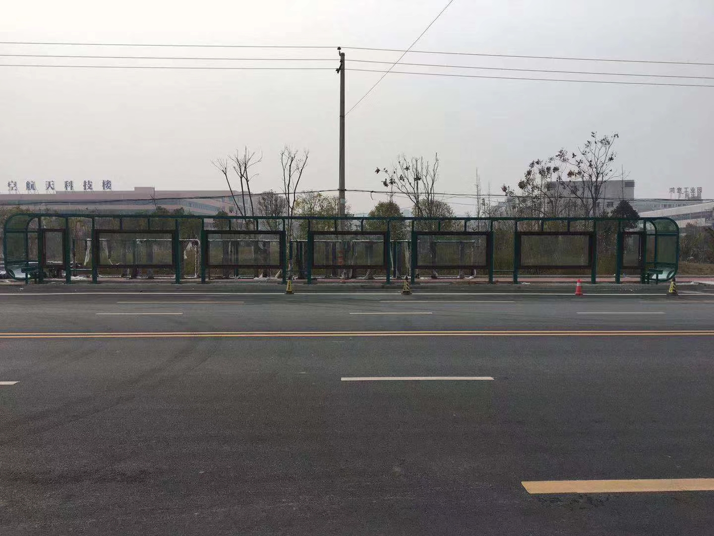 武漢公交候車亭